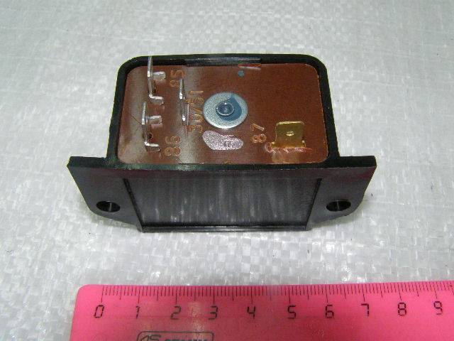 Реле 527 /света/ (КАЛУГА)