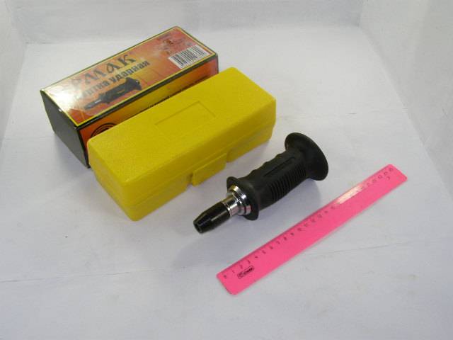 Отвертка ударно-поворотная PROFI с резиновой ручкой (ЕРМАК)