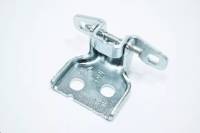 Петля двери Renault Duster 2012 г. Sandero 2014 г. перед. прав. нижн.