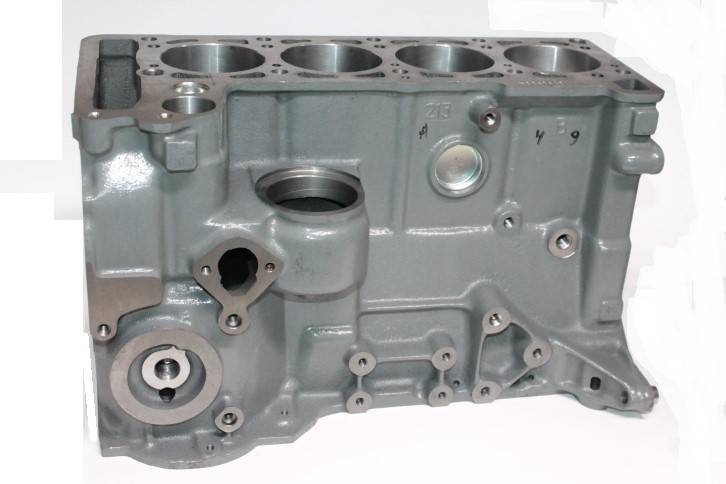 Блок цилиндров /21213/ (АВТОВАЗ) Блок цилиндров /21213/ (АВТОВАЗ)