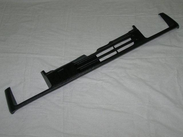 Облицовка радиатора /1111 ОКА/ стандарт (тюнинг) (Россия)