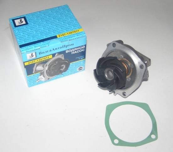 Помпа /2101-07/ пласт. крыл. (ВолгаАвтопром)