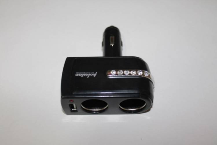 Разветвитель прикуривателя 2 гнезда + USB  Черный (REXANT)