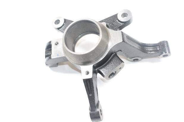 Кулак поворотный Chevrolet Aveo T250 Ravon Nexia R3 лев. с ABS