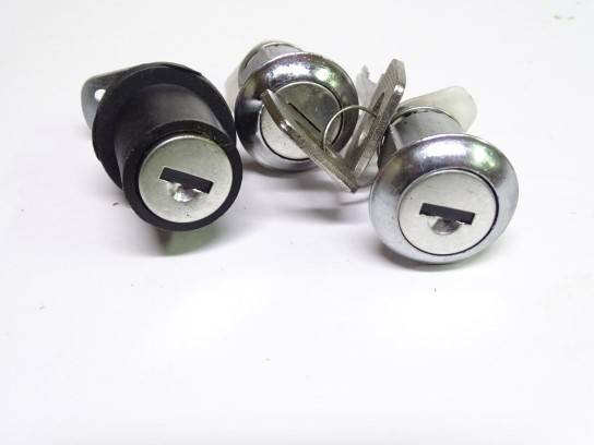 Замок дв.+ багаж. /2111-2112/ оцинкован. (ГРАНД Ри Ал)