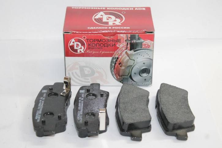 Колодка торм. Hyundai Solaris Kia Rio III задн. /дисковые/ с мех. датчиком (ADR)
