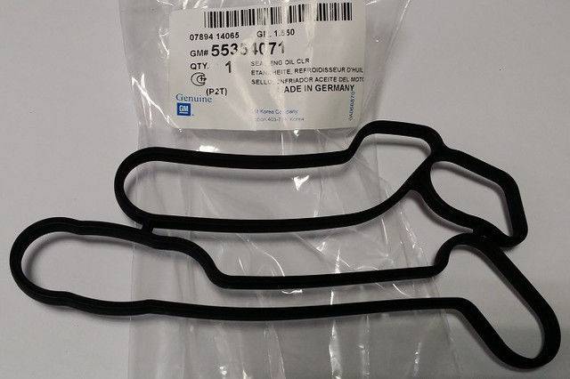 Прокладка (маслоохладителя) корпуса масляного фильтра Opel Chevrolet 55354071 25199750 (General Motors)