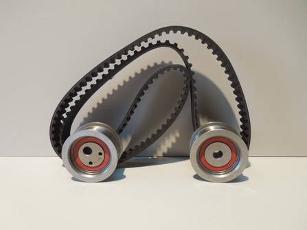 Ремкомплект ГРМ ВАЗ 2110-12 16 клап. (ремень+2 ролика) (AT) Чехия