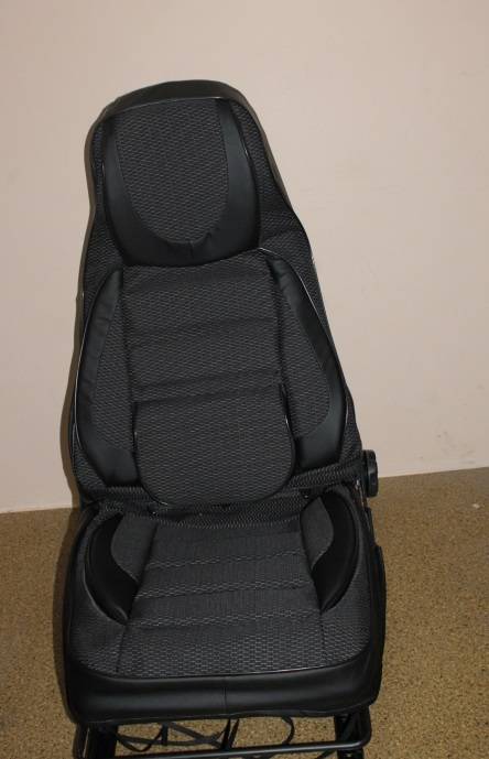 Чехлы на сиденье /2111, 2112, 2172/ Жаккард черный /дутый/ (разд. зад. спинка) (TREND NEW)