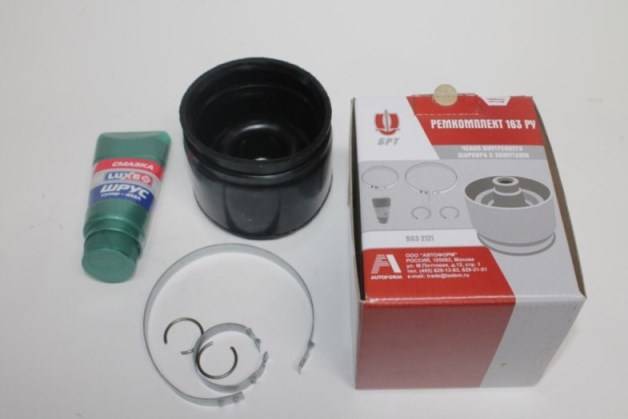 Пыльник ШРУС /2121,2123/ внутр. (+ 2 хомута, стопор, смазка) (Балаково)