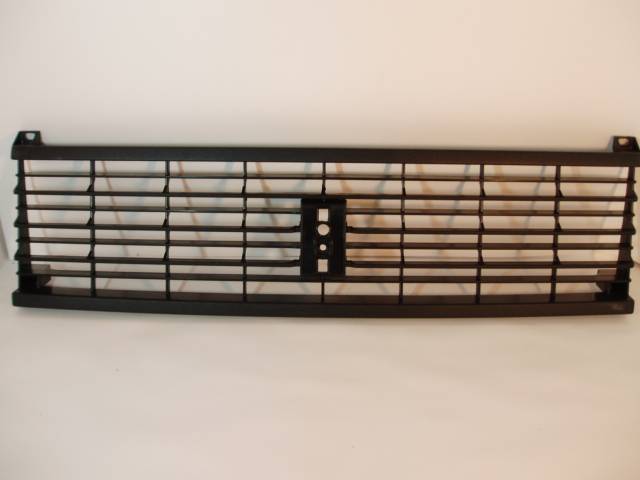 Облицовка радиатора /2105/ пластм. черн. (Димитровград)