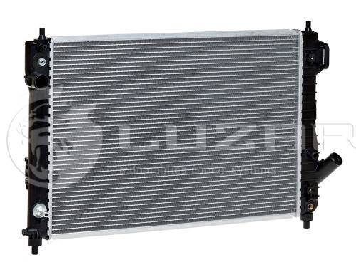Радиатор охлаждения Aveo T255 (08-) 1.4i AT (Luzar)