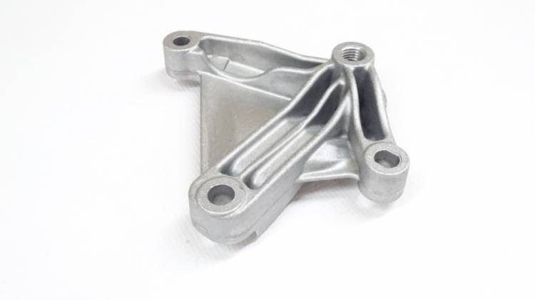 Кронштейн двигателя АКПП Logan Sandero Duster Megane II