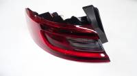Фонарь задн. в сб. Renault Arkana лев. наруж.