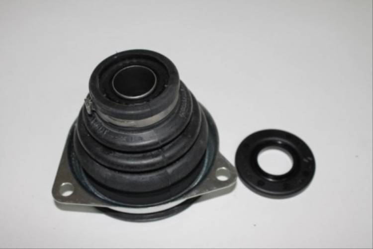 Пыльник ШРУС Renault Logan внутр. лев. /с подшипником + хомут/