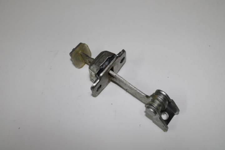 Ограничитель откр. задней двери /1118/ (АВТОВАЗ)