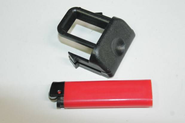 Кнопка замка блока предохранителей /2110/ (Сызрань)