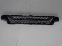 Накладка бампера /2180 Vesta SW Cross / перед. нижн. (сетка)