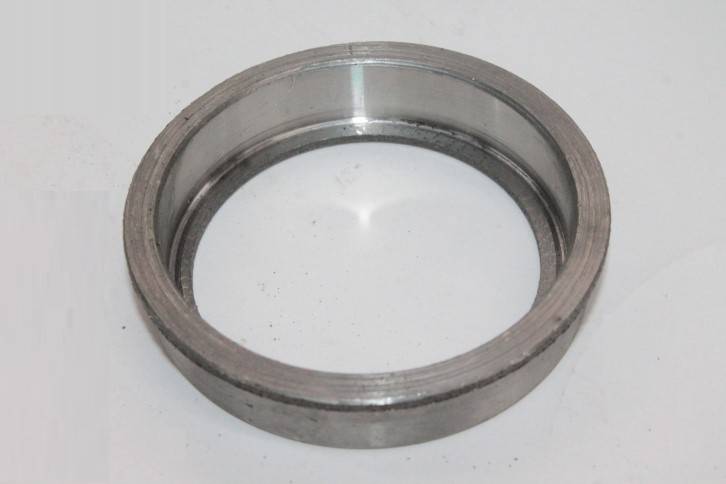 Стакан подшипника ведущ. шестерни редукторного моста /УАЗ 469/