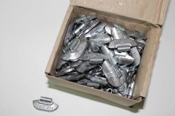 Грузик набивной на штампованный диск (St) 20г (100 шт) (РосБаланс)