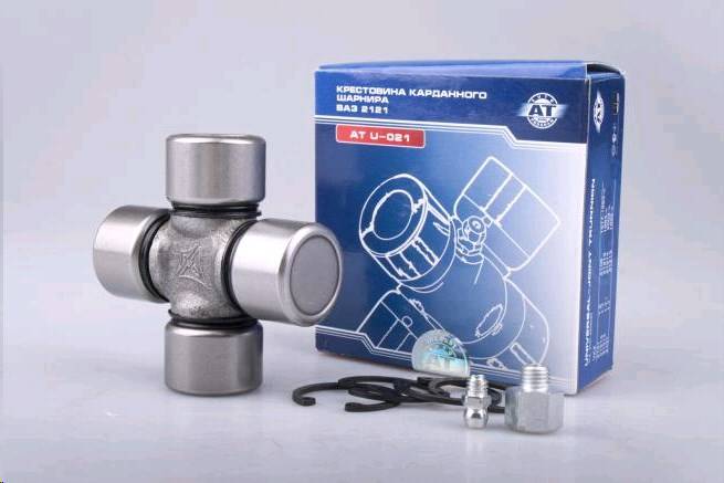 Крестовина ВАЗ 2121 с масленкой, стоп. кольца (AT) Чехия (50)