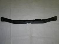 Поперечина /2110/ верх. рамки радиатора (Начало)