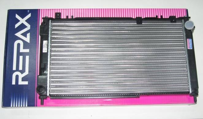 Радиатор основ. алюм. /2190, Datsun МКПП/