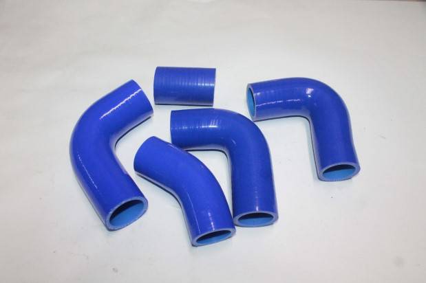 Патрубок радиат. /Г-3302 дв. 406/ (5 шт) силикон. (CARUM)