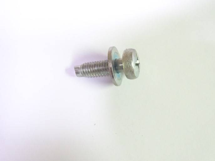 Винт воздушного фильтра /2112/ с шайбой (Самара)