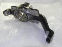 Кулак поворотный /2123/ лев. (АВТОВАЗ)