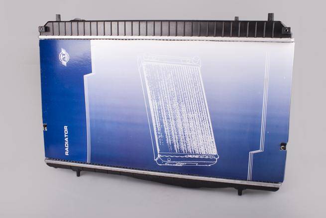 Радиатор охлаждения Lacetti 04-- 1.4/1.6/1.8 M/Т (AT) Чехия (5)