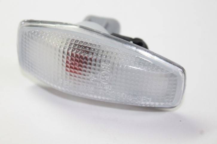 Повторитель поворота Hyundai Getz, Tucson 04--, Rio 05--, Sportage 04--