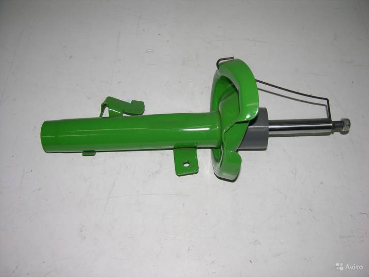 Амортизатор Ford Focus 2 передний левый SHP0202G (Pilenga)