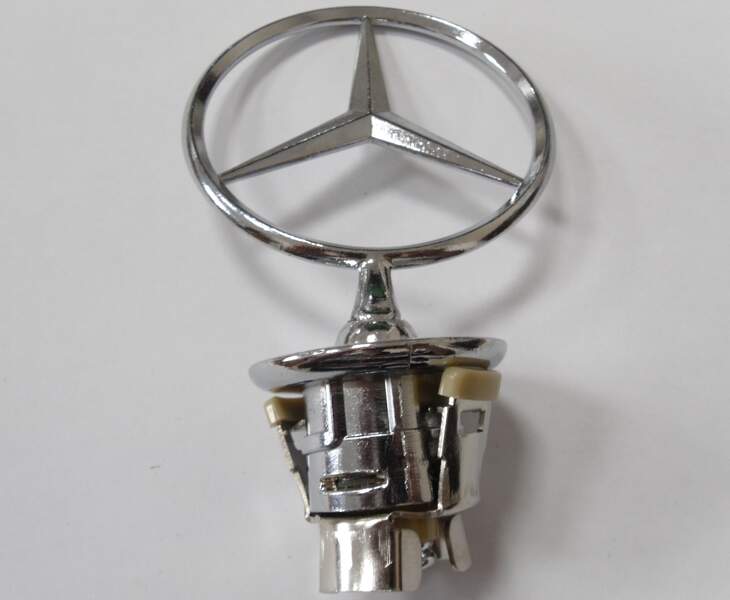 Эмблема MB 221 передняя врезная d=43,4мм No name