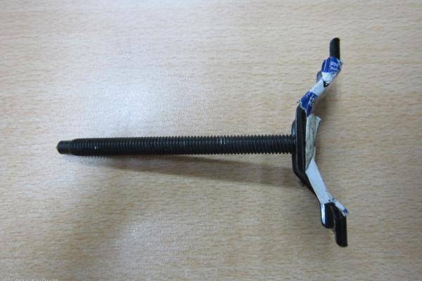 Держатель запасного колеса Renault Logan II Sandero II с 2014 г.