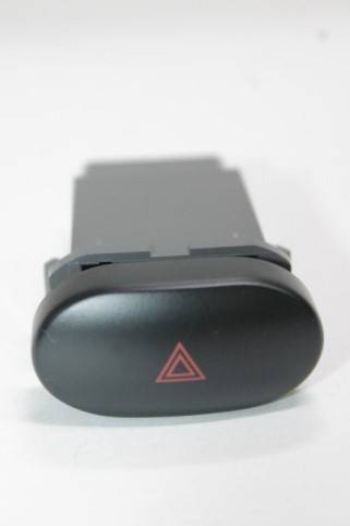 Кнопка авар. сигнализации Daewoo Nexia (General Motors)