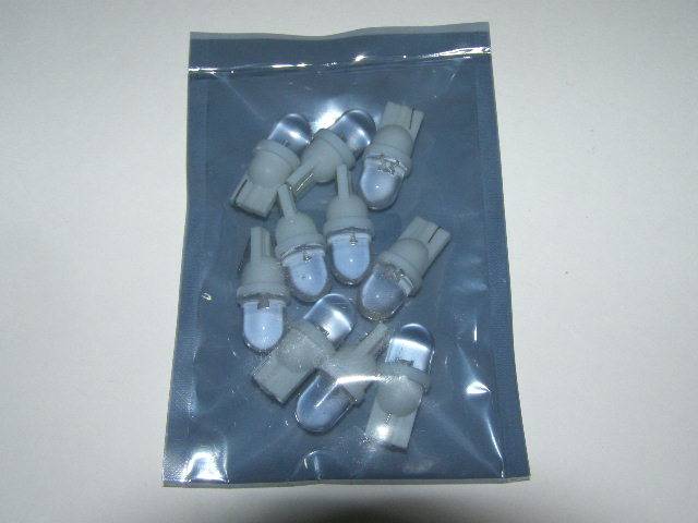 Лампа габарит. 12V W5W T10 1 LED без цок. W2.1x9.5d (Nord Yada)