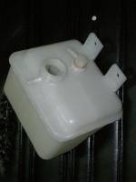 Бачок расшир. /Г-3302/ с/о (до 2003 г.в.) (Технопласт) Бачок расшир. /Г-3302/ с/о (до 2003 г.в.) (Технопласт)