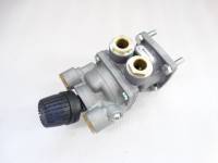 Главный тормозной кран /КАМ. 5490/