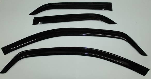 Ветровики Renault Logan до 2014 г.