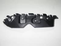 Кронштейн бампера Renault Duster перед. прав. с 2015 г. Кронштейн бампера Renault Duster перед. прав. с 2015 г.