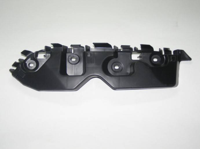 Кронштейн бампера Renault Duster перед. прав. с 2015 г.