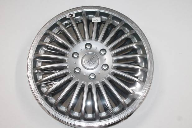 Колпак колеса R16 Мини-Купер серебристый 2шт. (8) (LION)