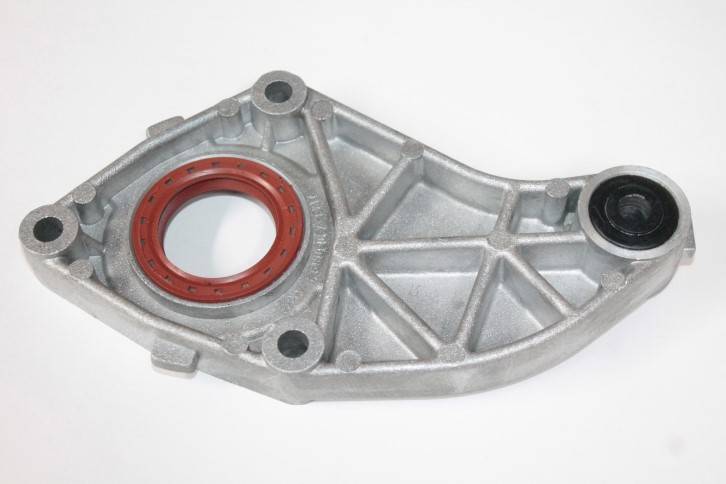 Кронштейн привода /2123/ лев. (АВТОВАЗ)