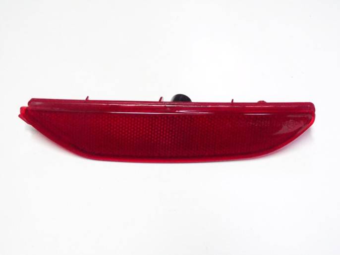 Катафот заднего бампера Kia Rio III с 2011 г. лев. седан