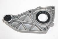 Кронштейн привода /2123/ прав. (АВТОВАЗ) Кронштейн привода /2123/ прав. (АВТОВАЗ)