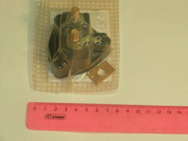 Рк реле втягив. /2101/ крышка текстол.+ болты (Россия)