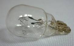 Лампа 12V 10W KOITO без цоколя ярко-белая (увеличеная колба, передний габарит2110)