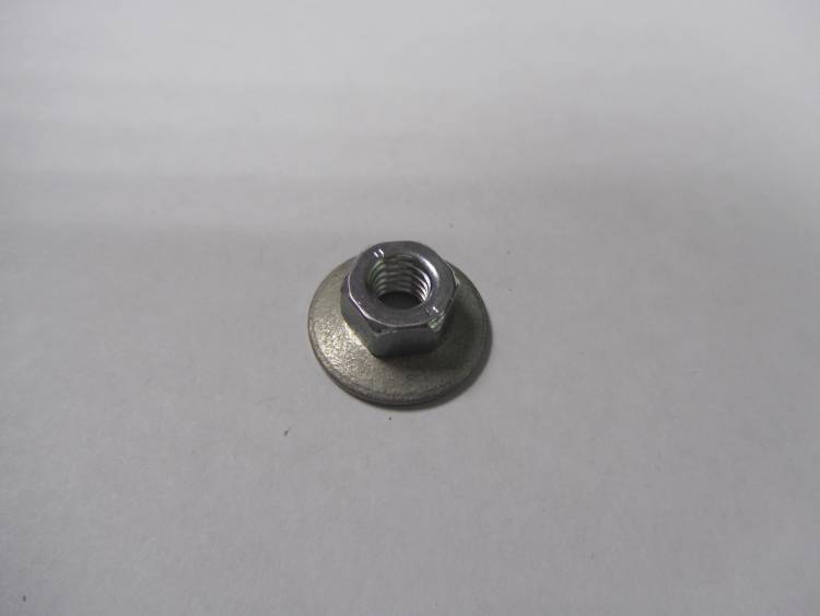 41311 Гайка универсальная специальная d = 6 мм (отделка, брызговики)