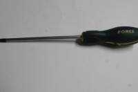 Отвертка торкс TS30 L=150мм/270мм 5-ти лучевая с отв. (Force) Отвертка торкс TS30 L=150мм/270мм 5-ти лучевая с отв. (Force)